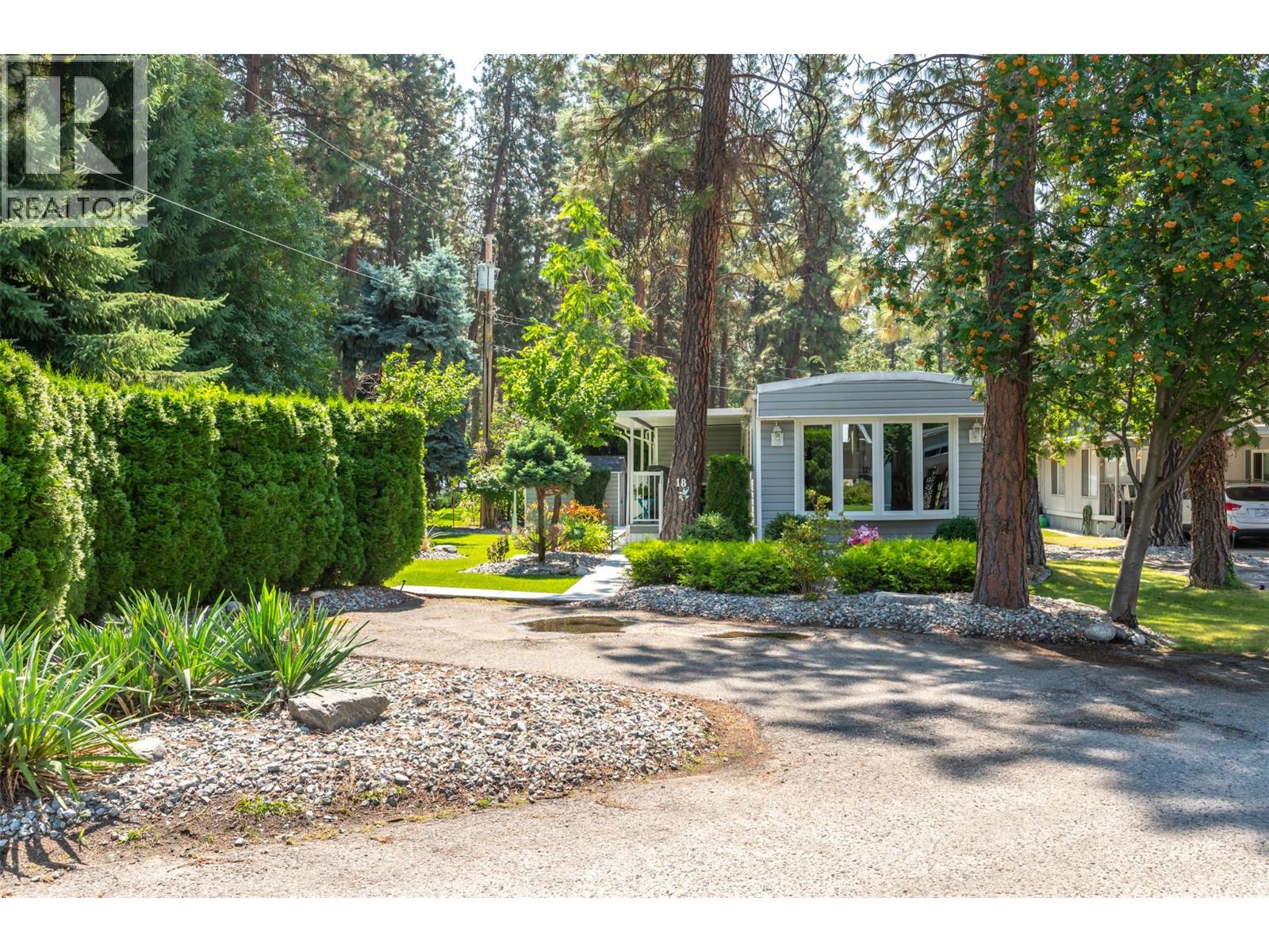 8487 97 Highway Unit# 18, Oliver