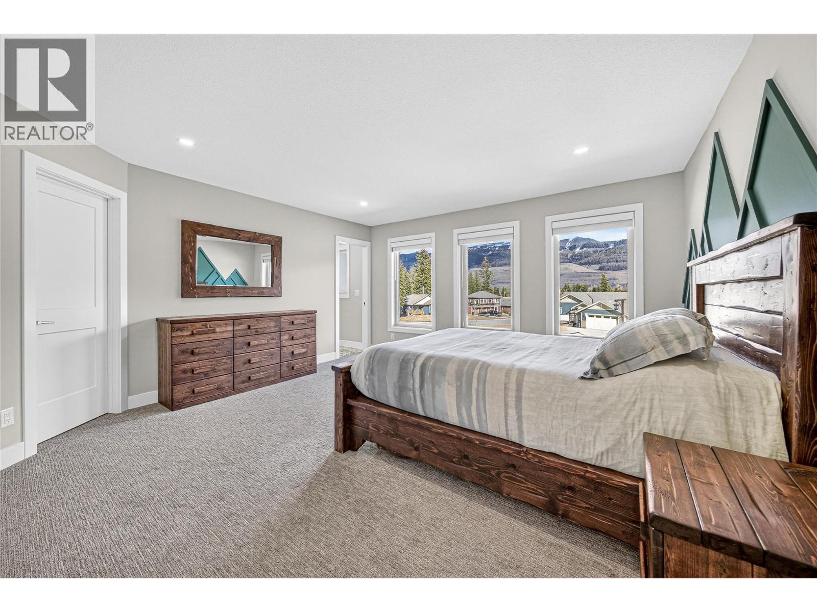 2403 Osprey Court, Sparwood