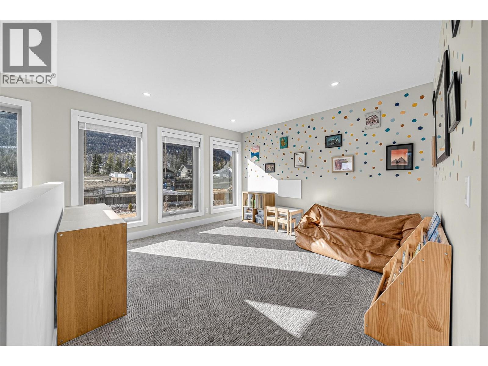 2403 Osprey Court, Sparwood