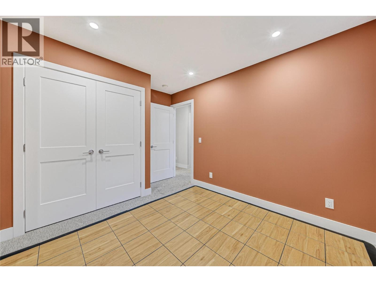 2403 Osprey Court, Sparwood