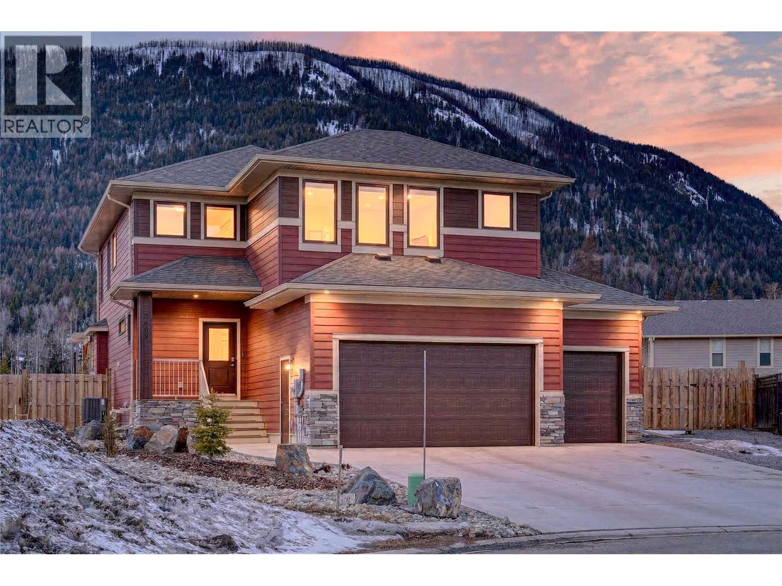 2403 Osprey Court, Sparwood