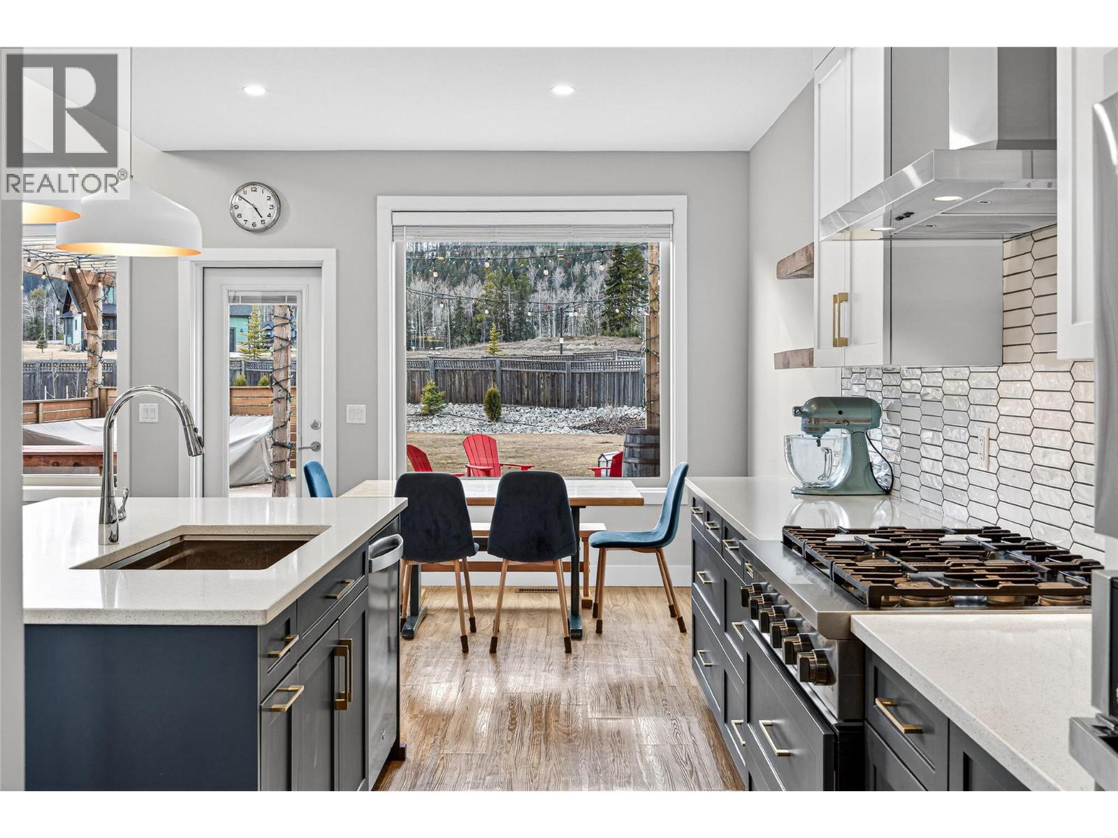 2403 Osprey Court, Sparwood