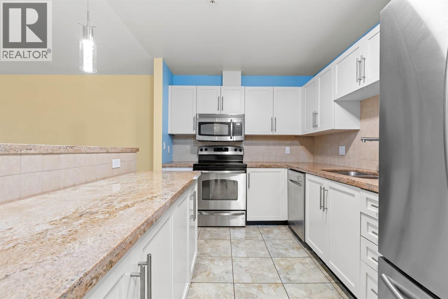 PH4 1519 GRANT AVENUE, Port Coquitlam