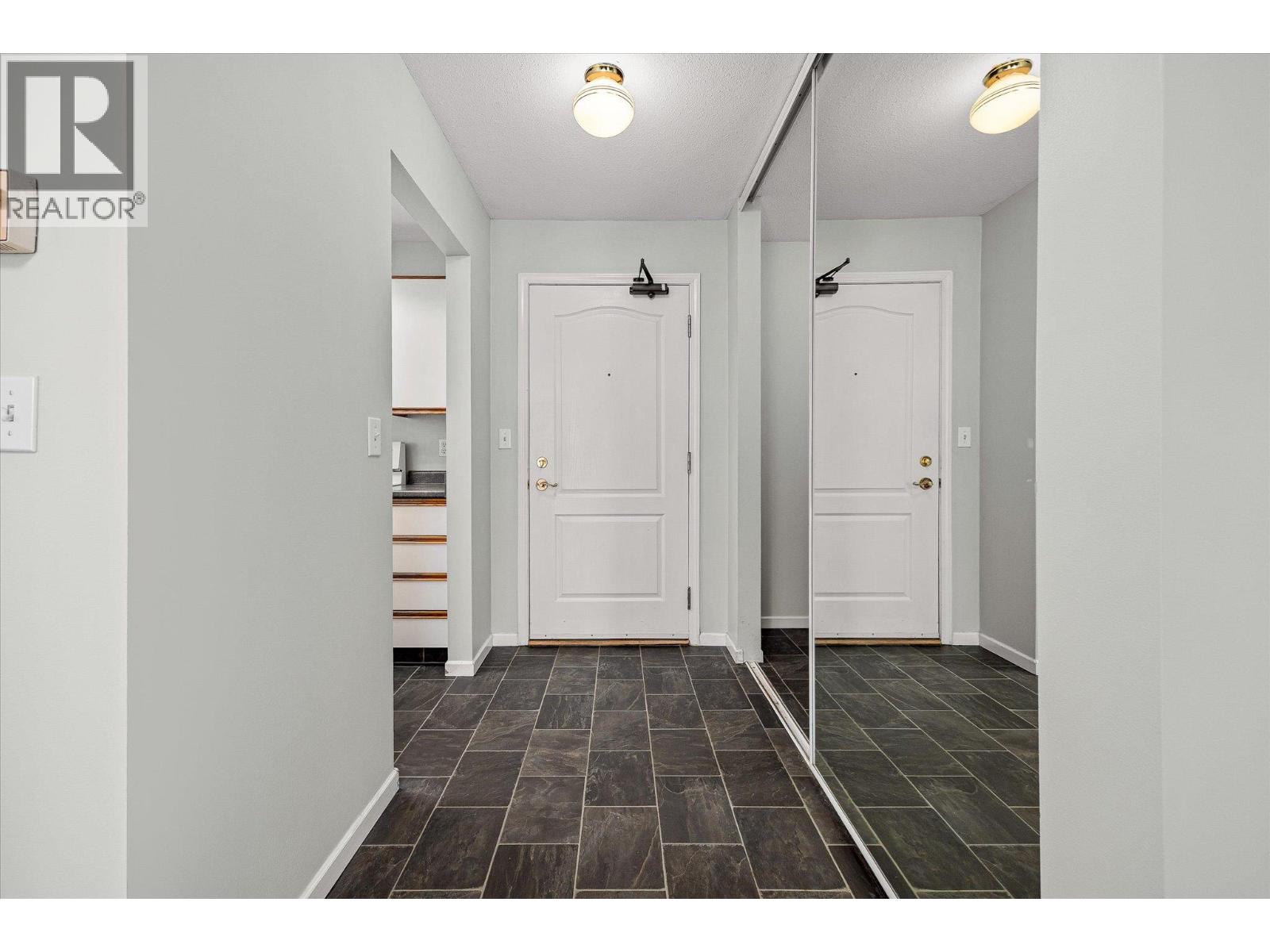 406 780 Houghton Road, Kelowna