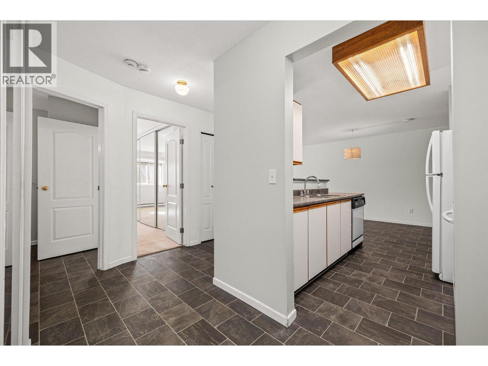 406 780 Houghton Road, Kelowna