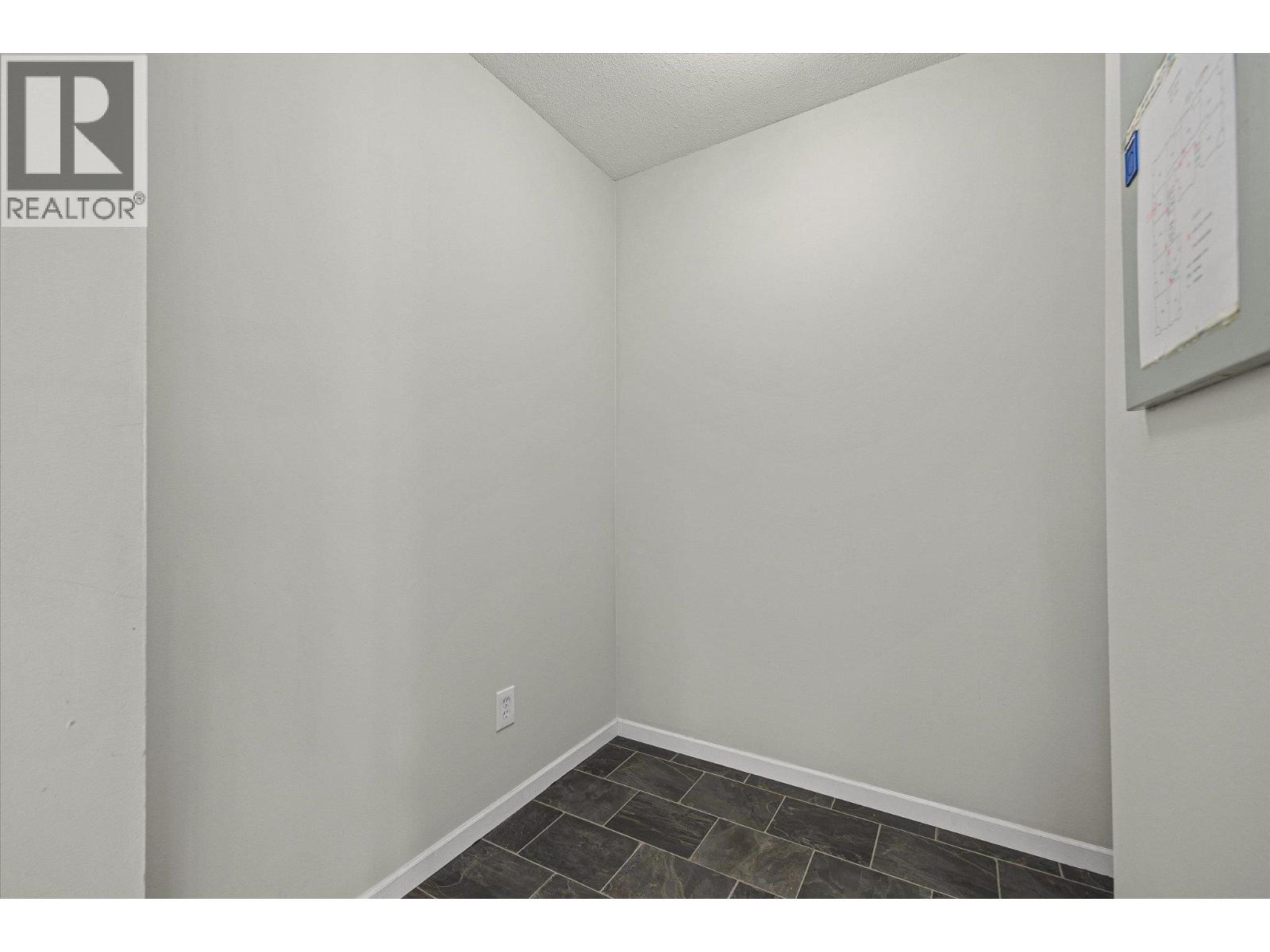 406 780 Houghton Road, Kelowna