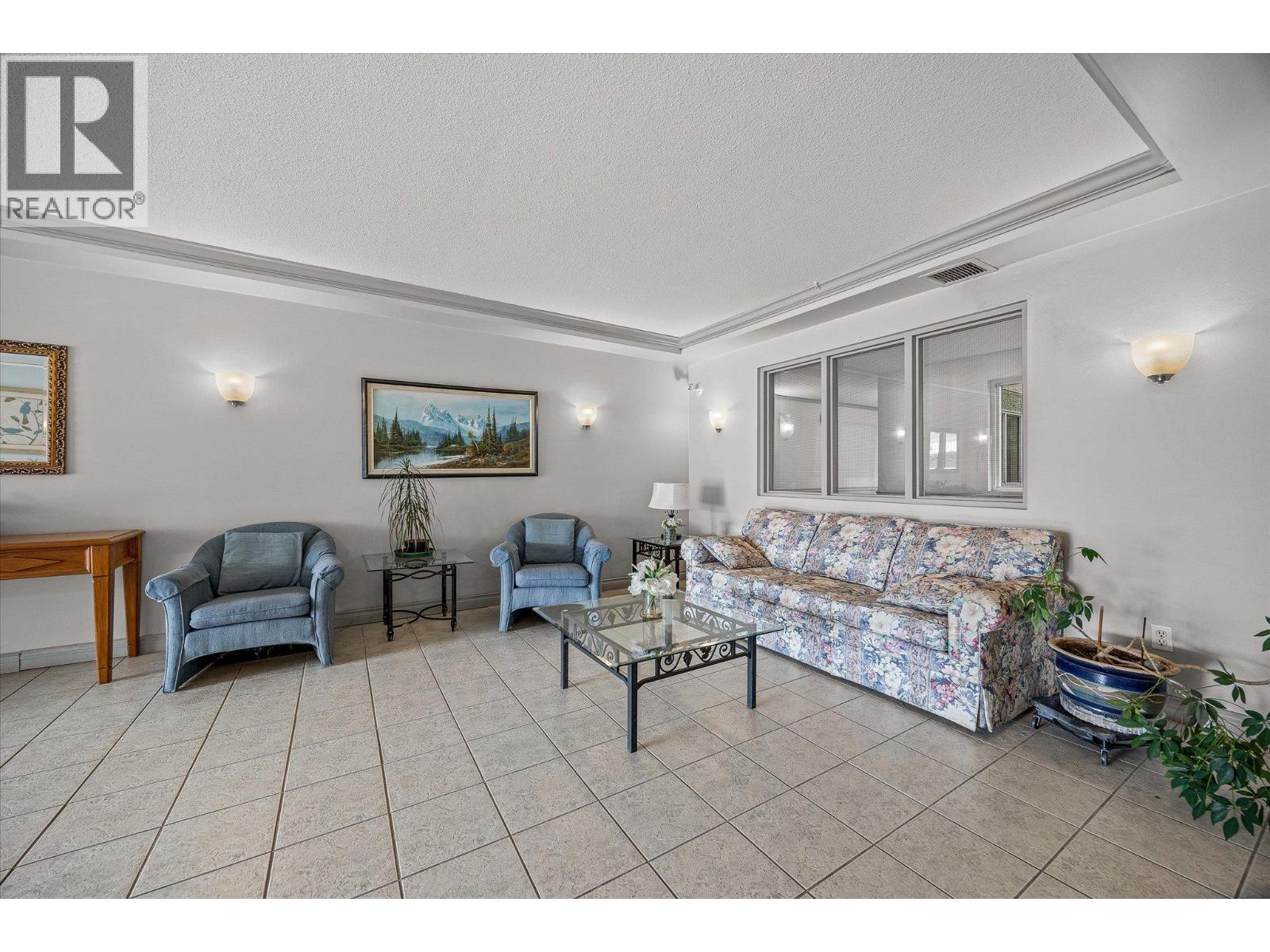 406 780 Houghton Road, Kelowna