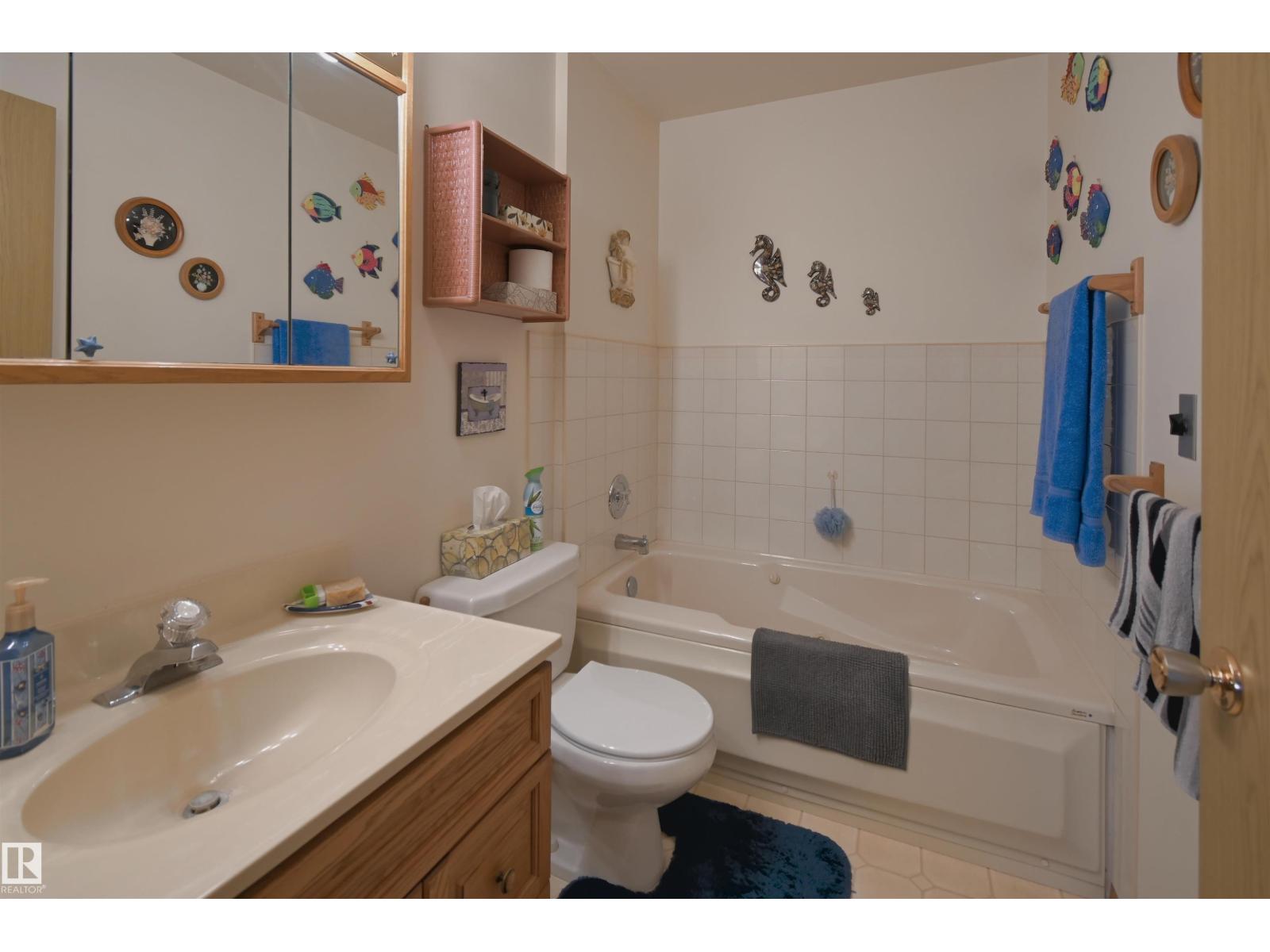 #128 4521 LAKESHORE RD - 18