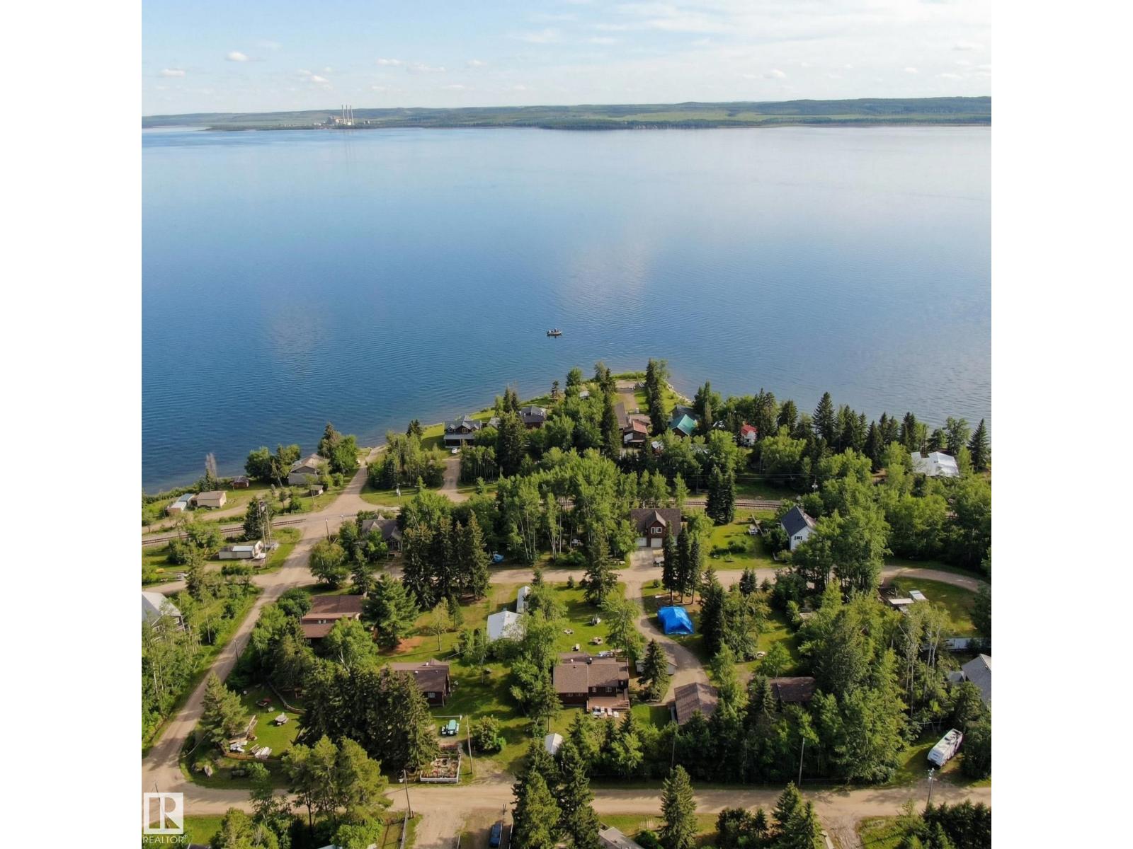 #128 4521 LAKESHORE RD - 2