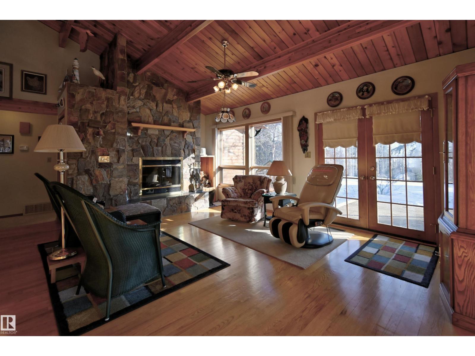 #128 4521 LAKESHORE RD - 7