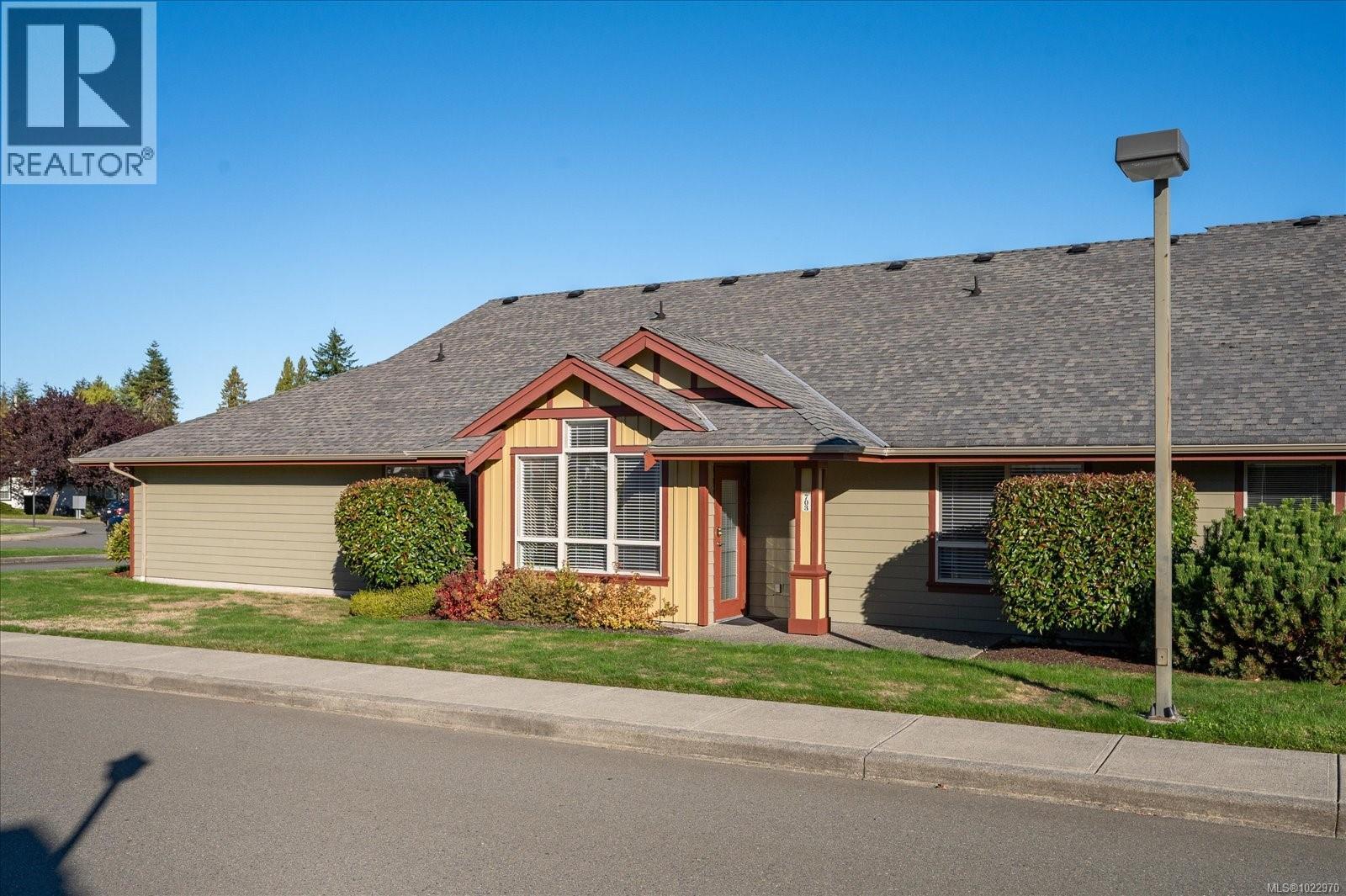 703 261 Mills St, Parksville