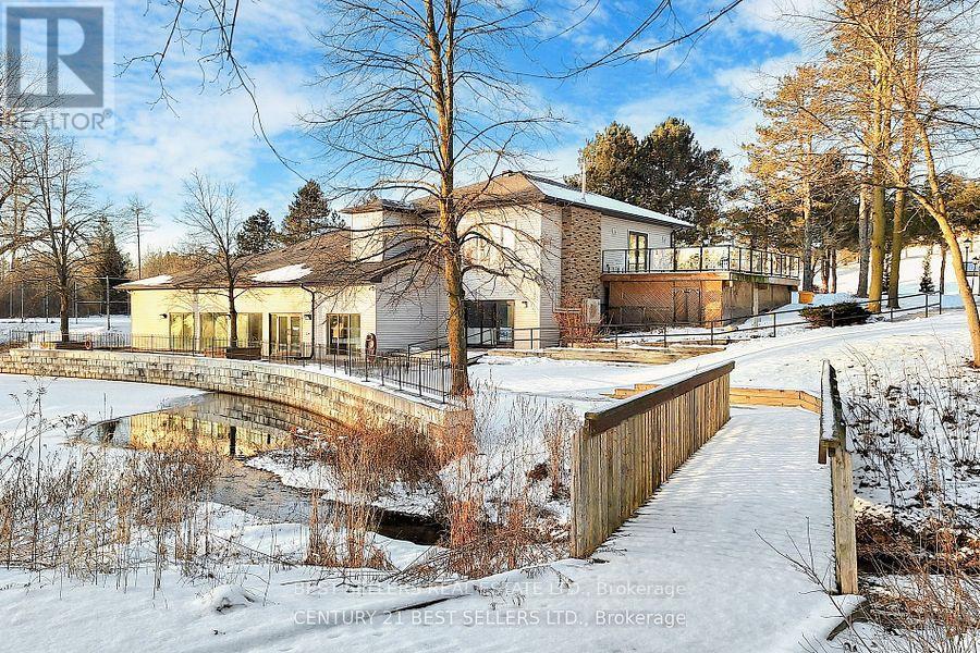 26 TECUMSETH PINES DRIVE - 33
