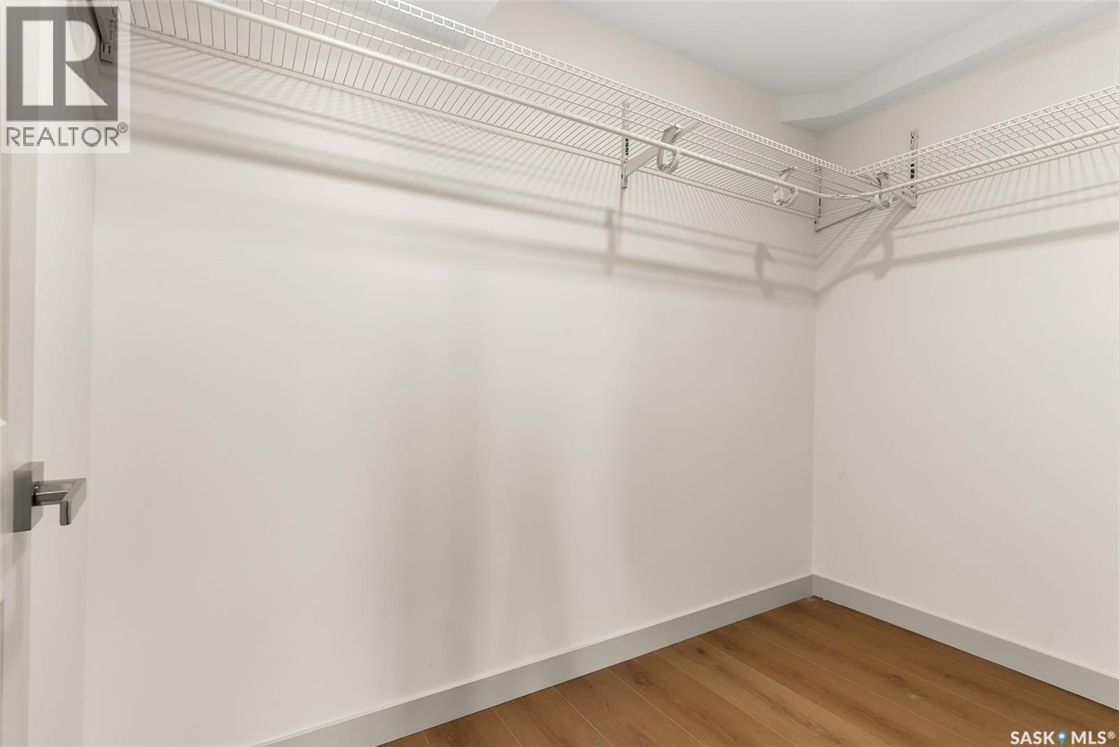 2257 Rae STREET - 22