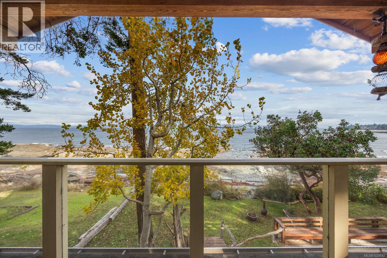 3495 Harwood Rd, Hornby Island