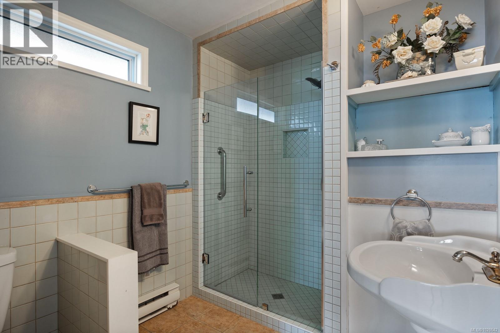 3495 Harwood Rd - 28