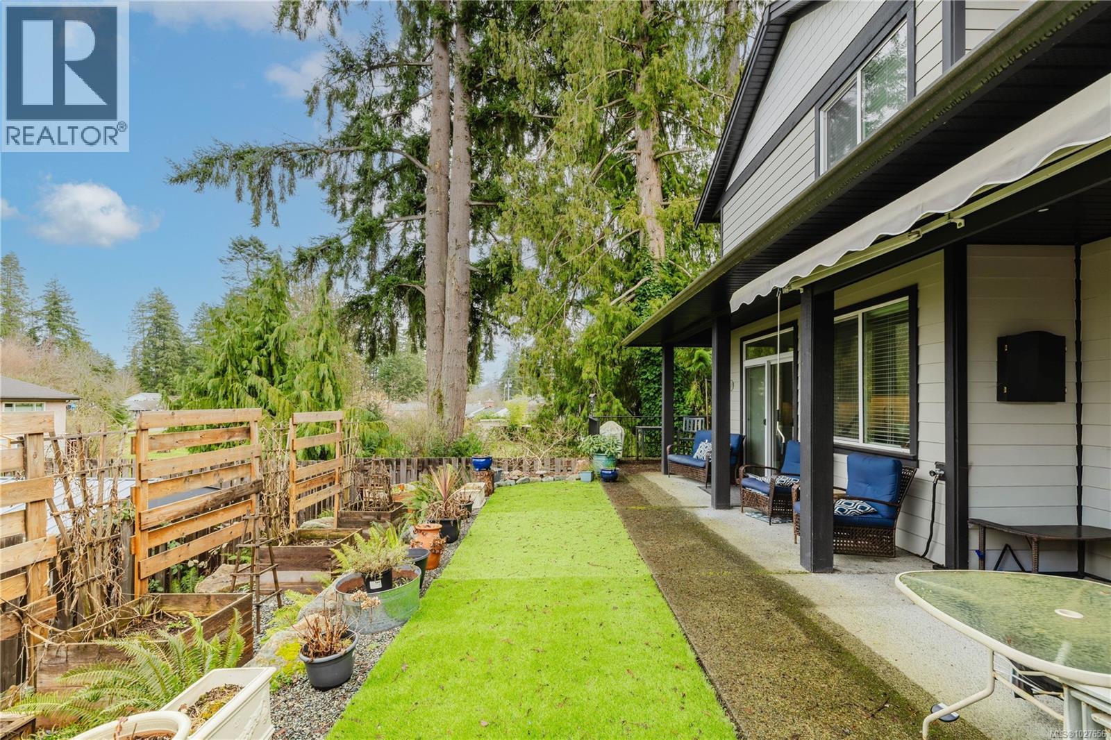 5869 Deuchars Dr, Duncan