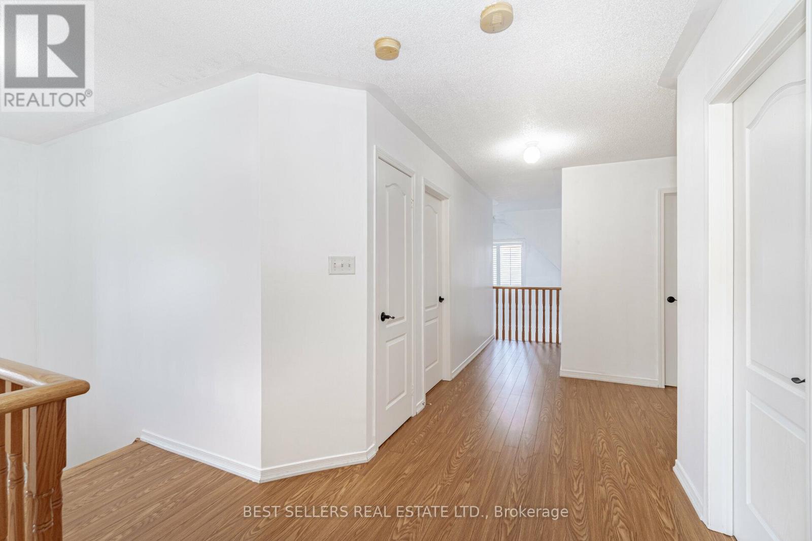 4 BERESFORD CRESCENT - 19