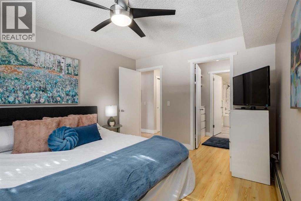 Single Family House for Sale in    Street SW Killarney/Glengarry Calgary 