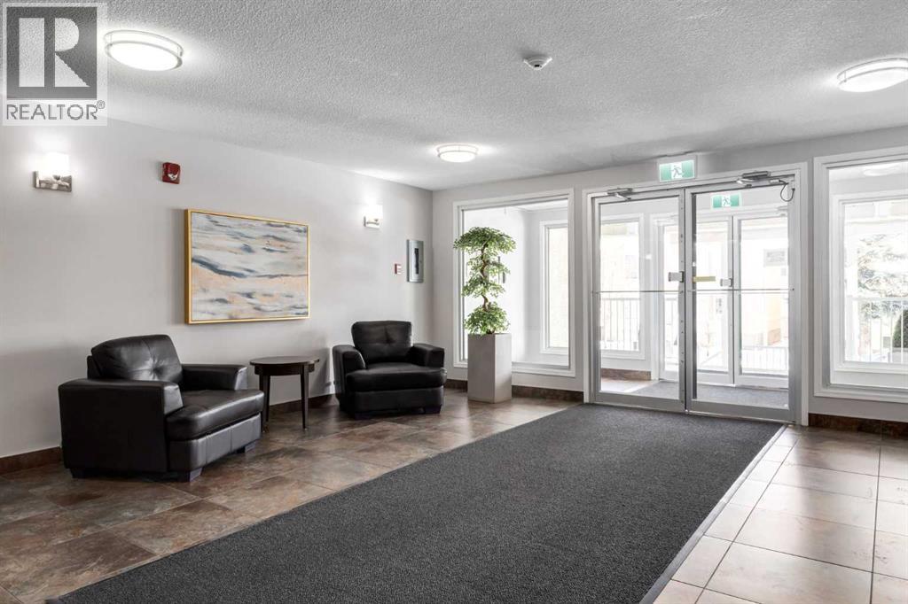 Single Family House for Sale in    Street SW Killarney/Glengarry Calgary 