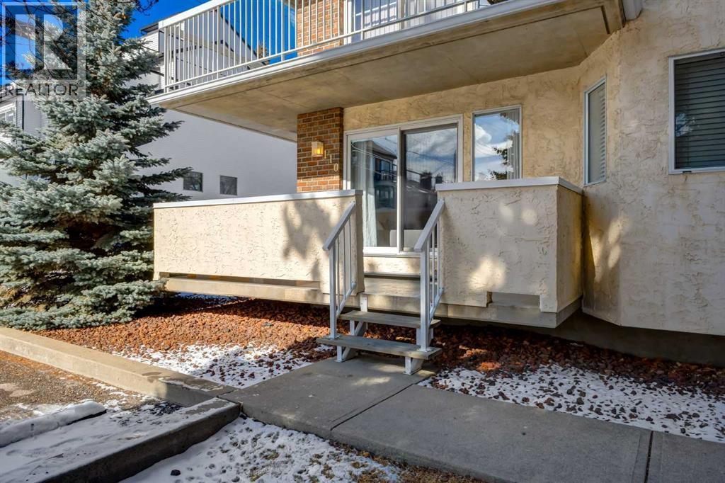 Single Family House for Sale in    Street SW Killarney/Glengarry Calgary 