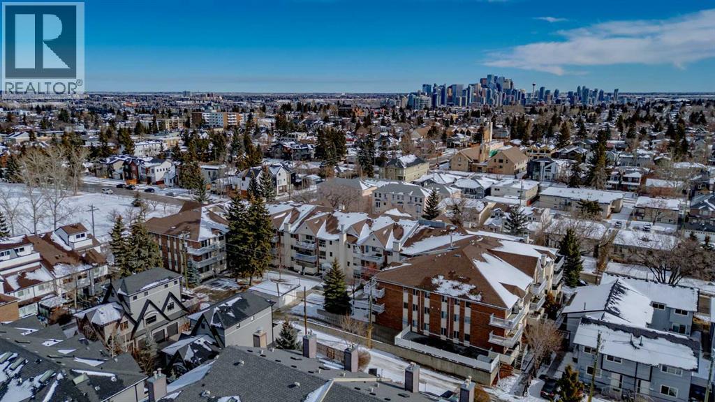 Single Family House for Sale in    Street SW Killarney/Glengarry Calgary 