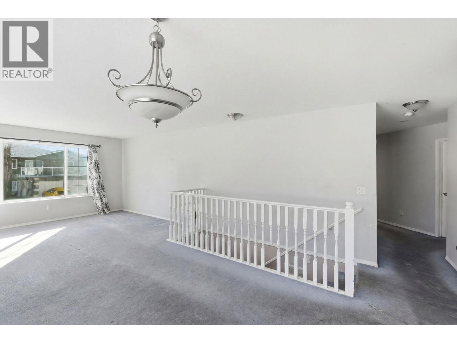  McLennan Crescent, Kelowna