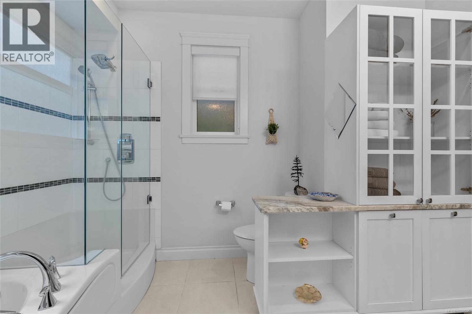 2486 GLENDOIK WAY - 25