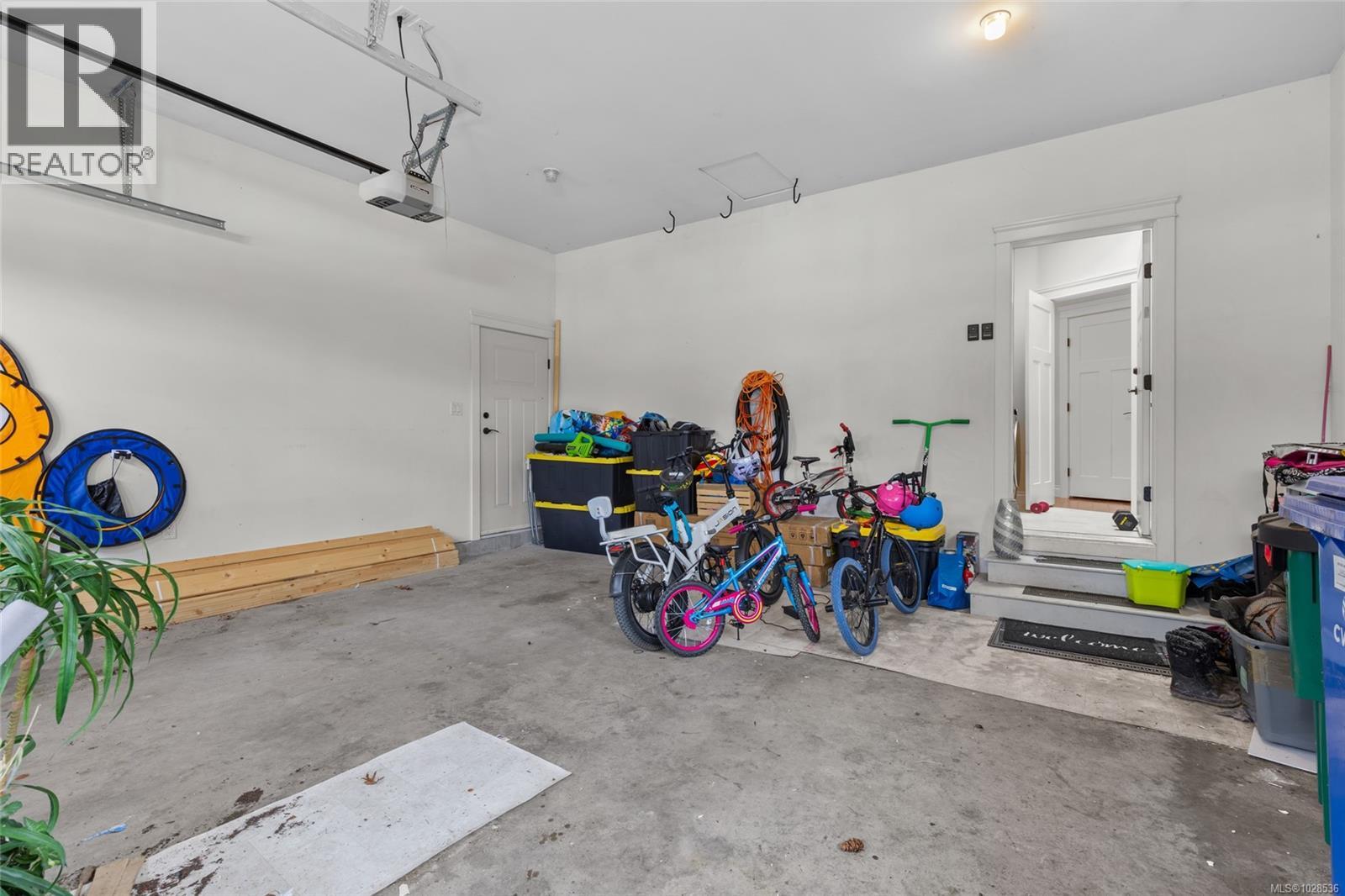 2486 GLENDOIK WAY - 30