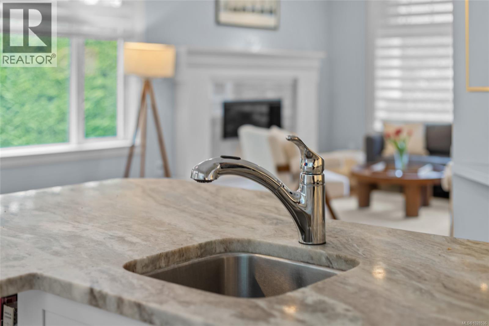 2486 GLENDOIK WAY - 19