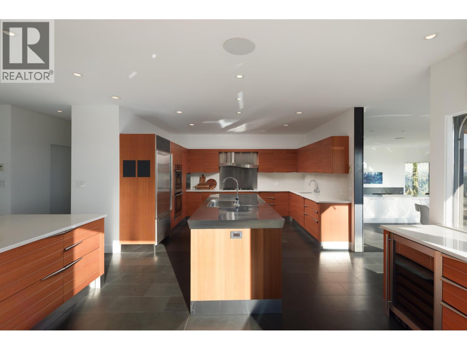 3460 ROCKVIEW PLACE, West Vancouver