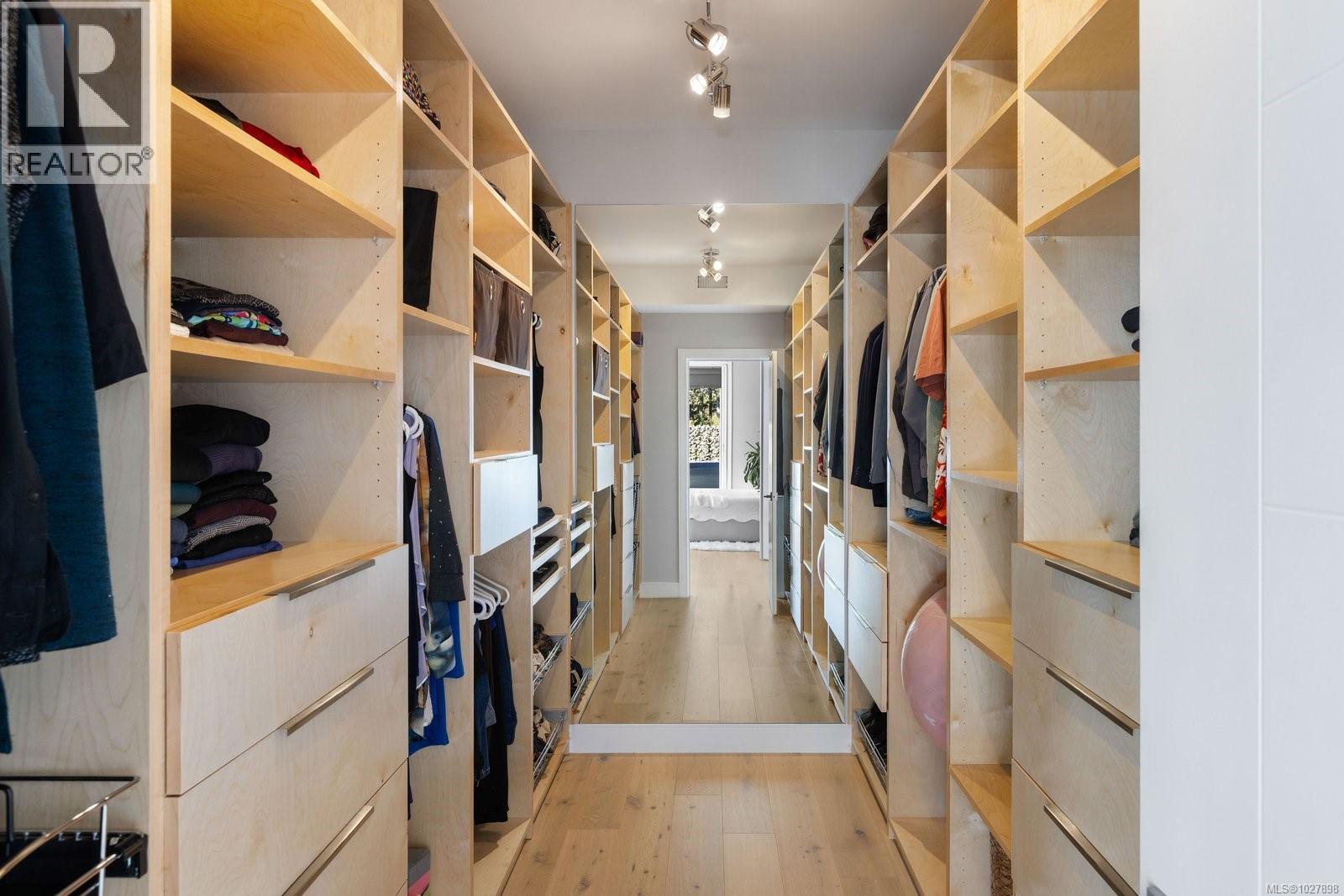 2355 Tryon Rd - 29
