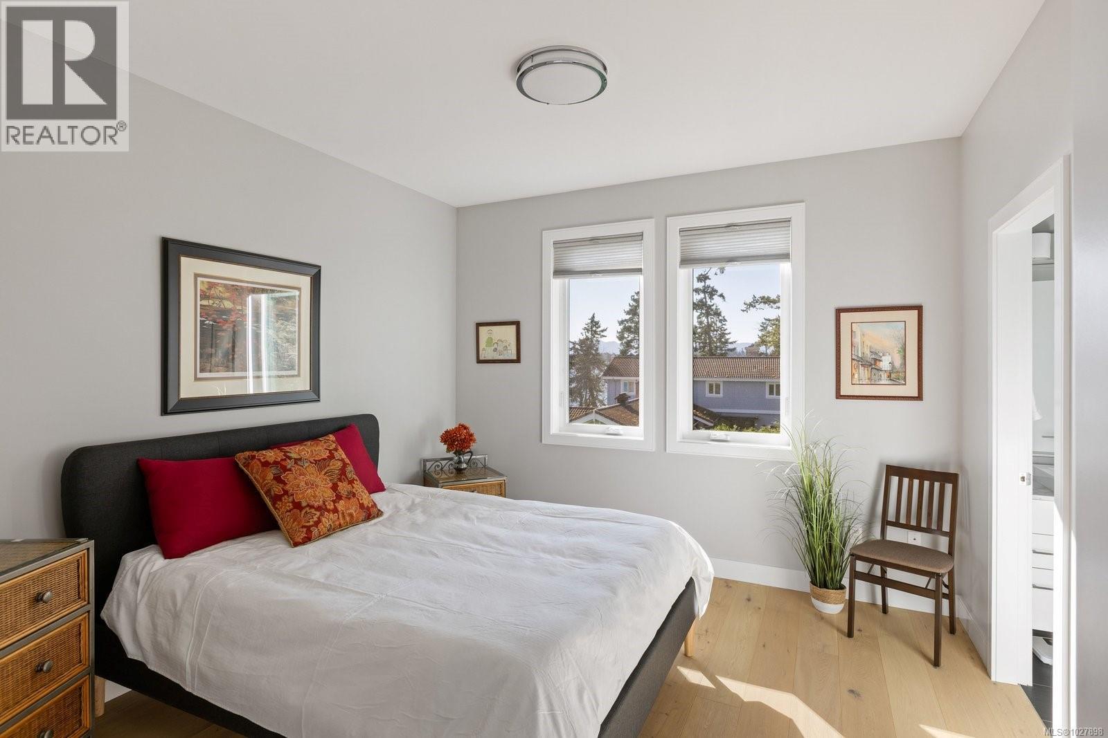 2355 Tryon Rd - 33