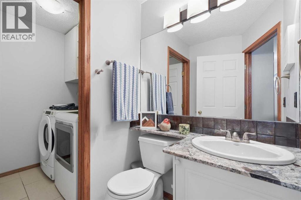 Single Family House for Sale in  Coral Keys Drive NE Coral Springs Calgary 