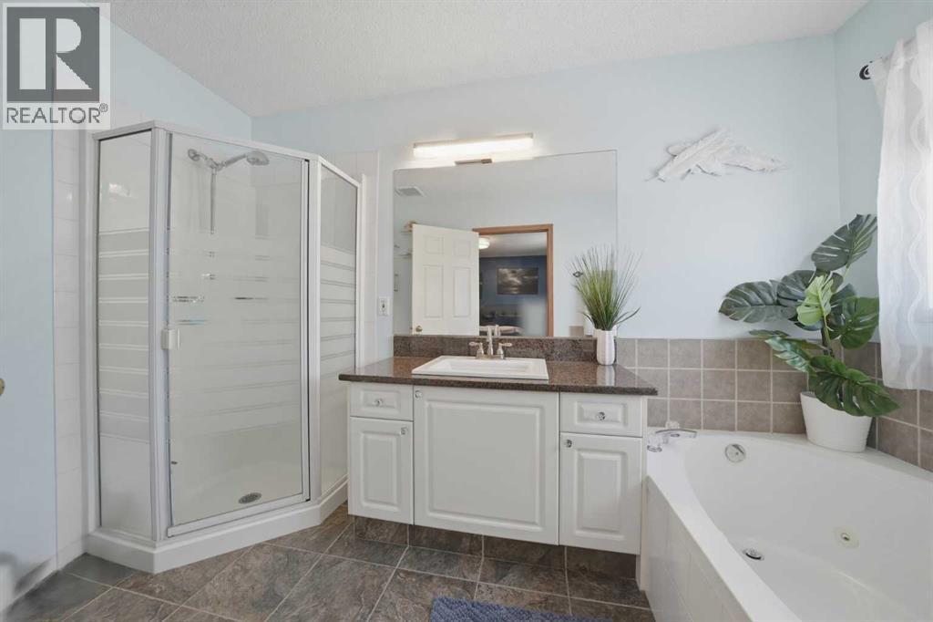 Single Family House for Sale in  Coral Keys Drive NE Coral Springs Calgary 