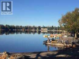 Single Family House 3 Level for Sale in  Midridge Drive SE Midnapore Calgary 