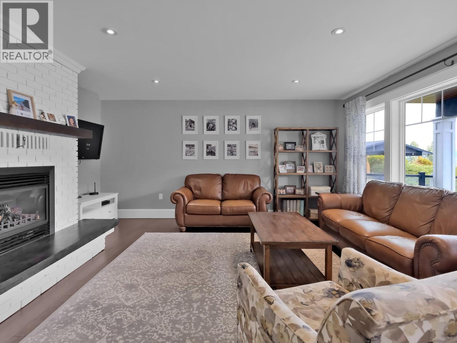  552 PINEVIEW Drive, Kaleden