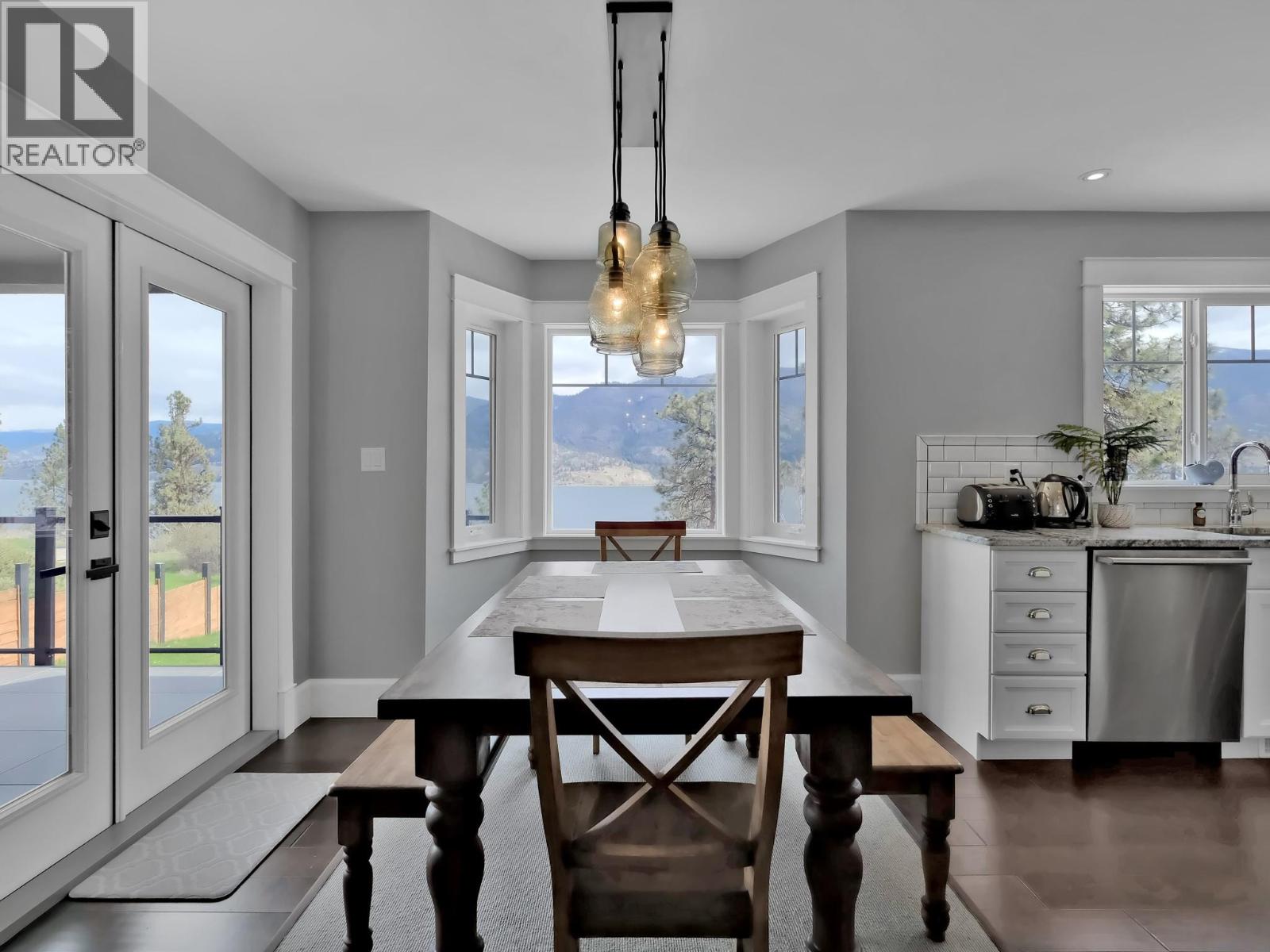  552 PINEVIEW Drive, Kaleden