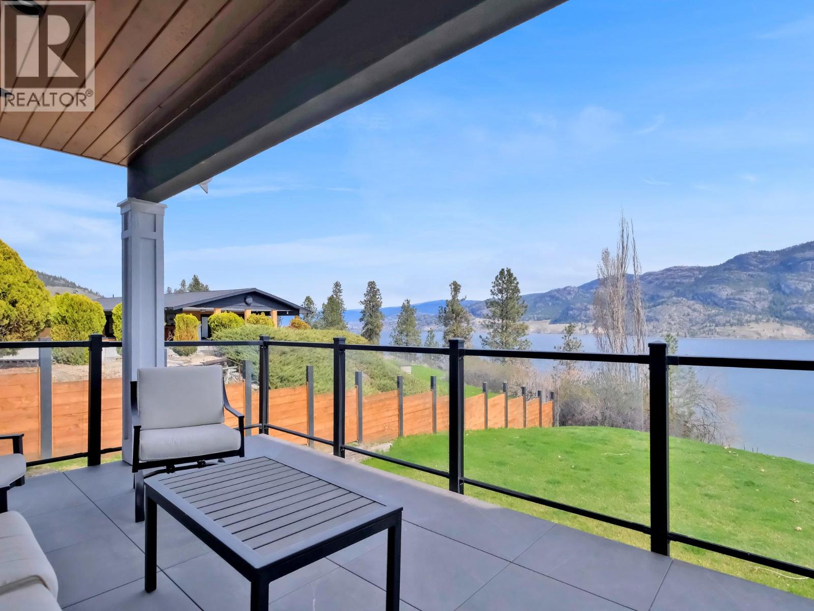  552 PINEVIEW Drive, Kaleden