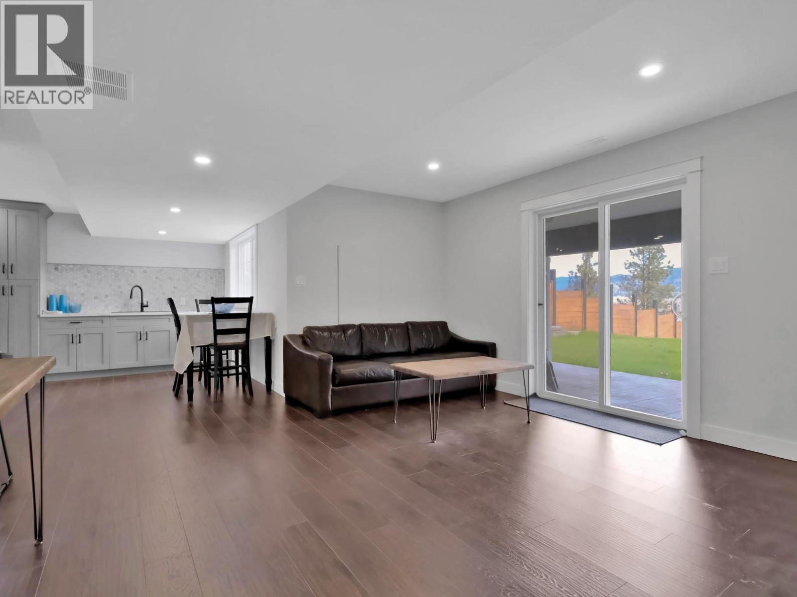  552 PINEVIEW Drive, Kaleden