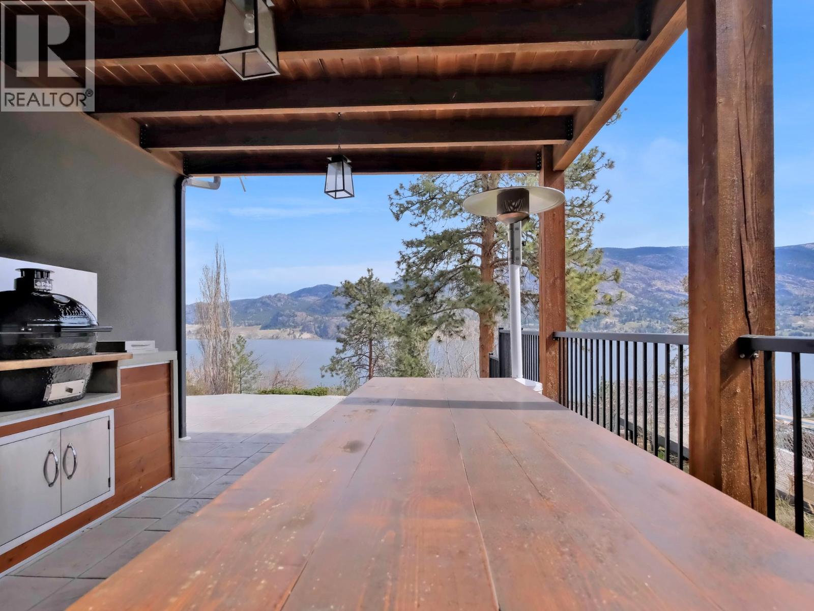  552 PINEVIEW Drive, Kaleden