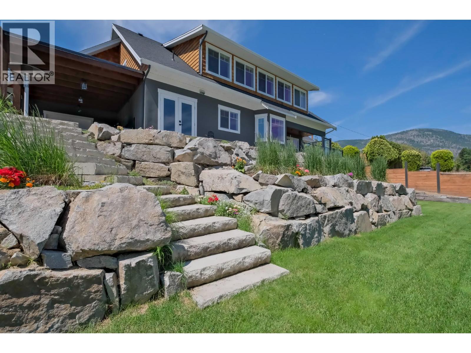  552 PINEVIEW Drive, Kaleden