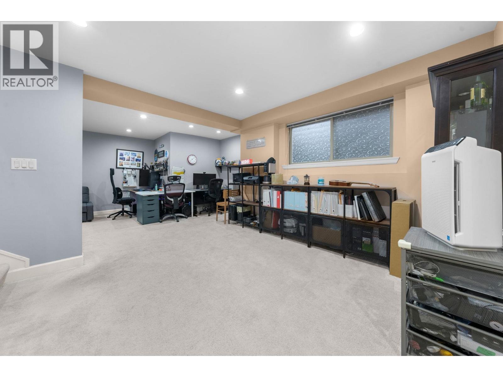 341 E 8TH STREET, North Vancouver