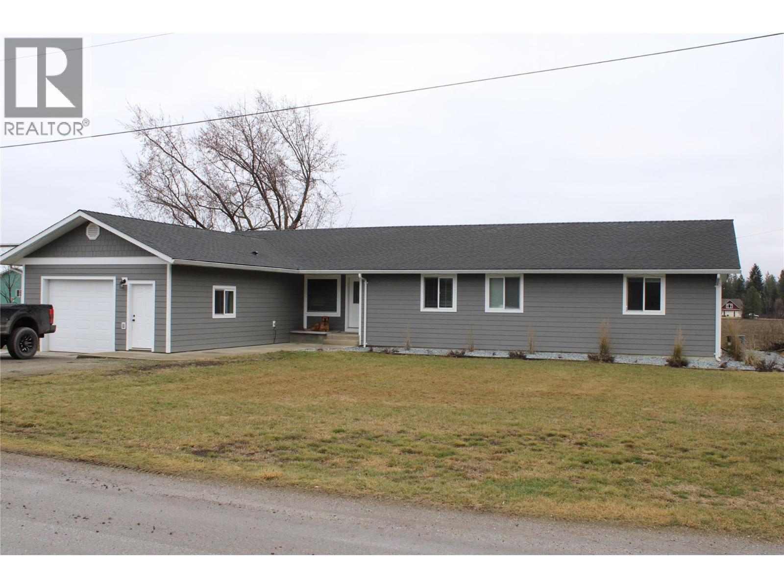  4809 Back Enderby Road, Spallumcheen