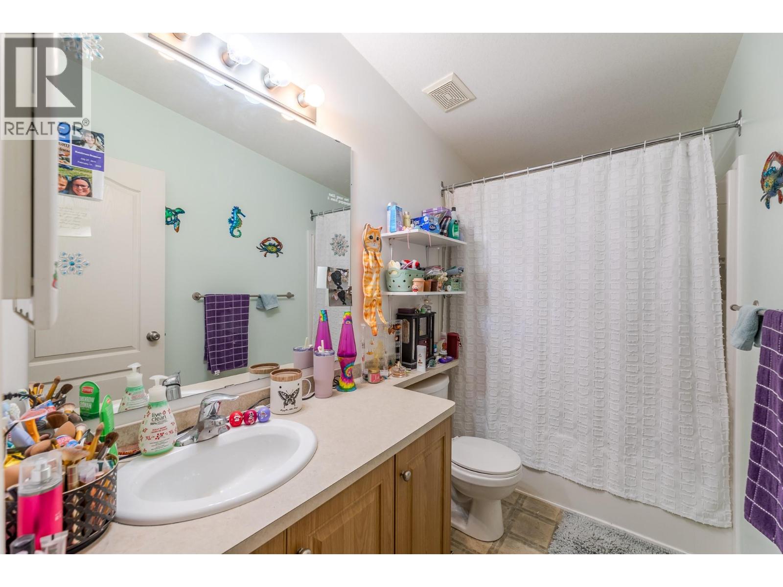 604 10th Avenue, Keremeos