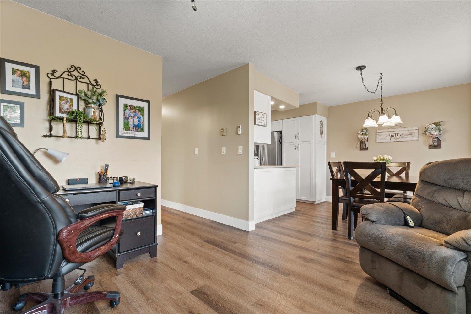 220 32691 GARIBALDI DRIVE, Abbotsford