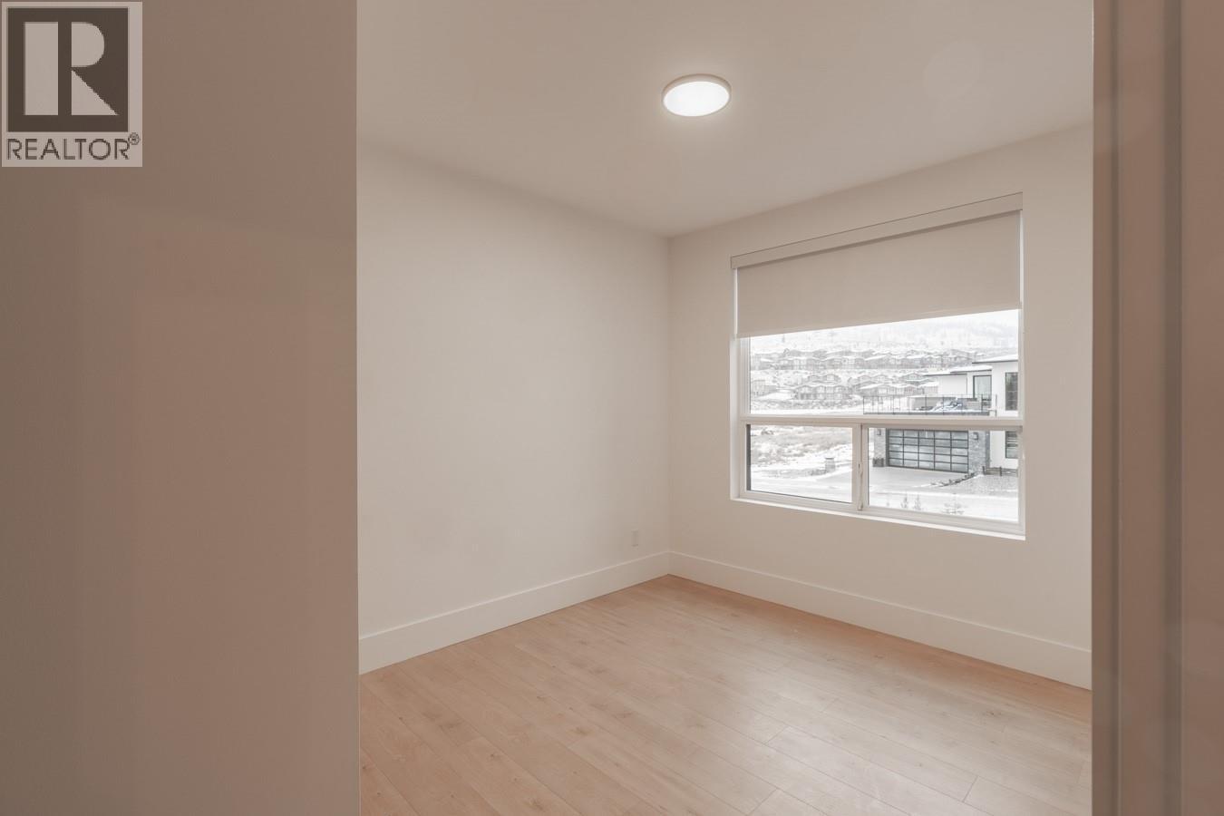 181 Holloway Drive - 12