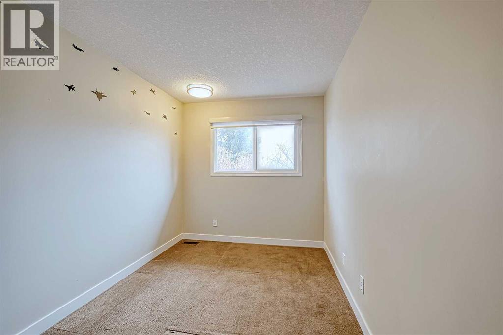 Single Family House for Sale in    Avenue NE Marlborough Park Calgary 