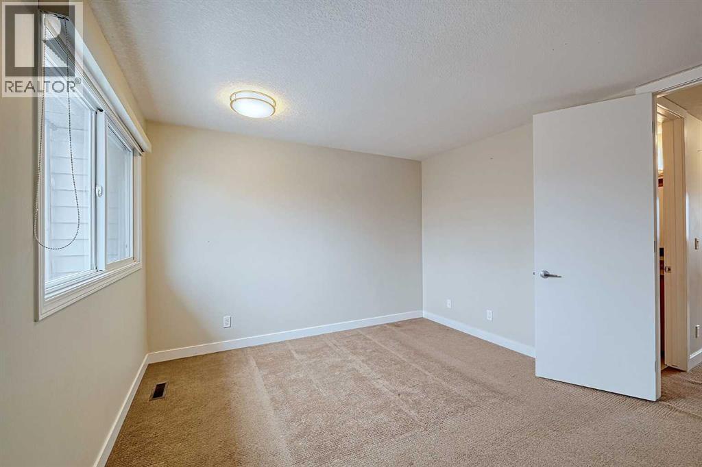 Single Family House for Sale in    Avenue NE Marlborough Park Calgary 