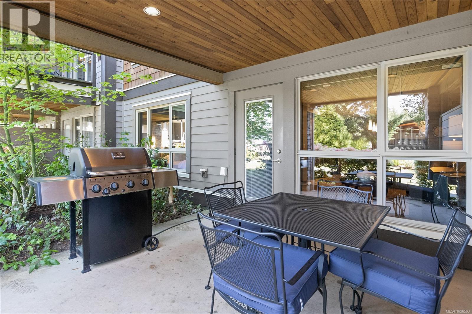 212 (SA1) 1175 Resort Dr, Parksville