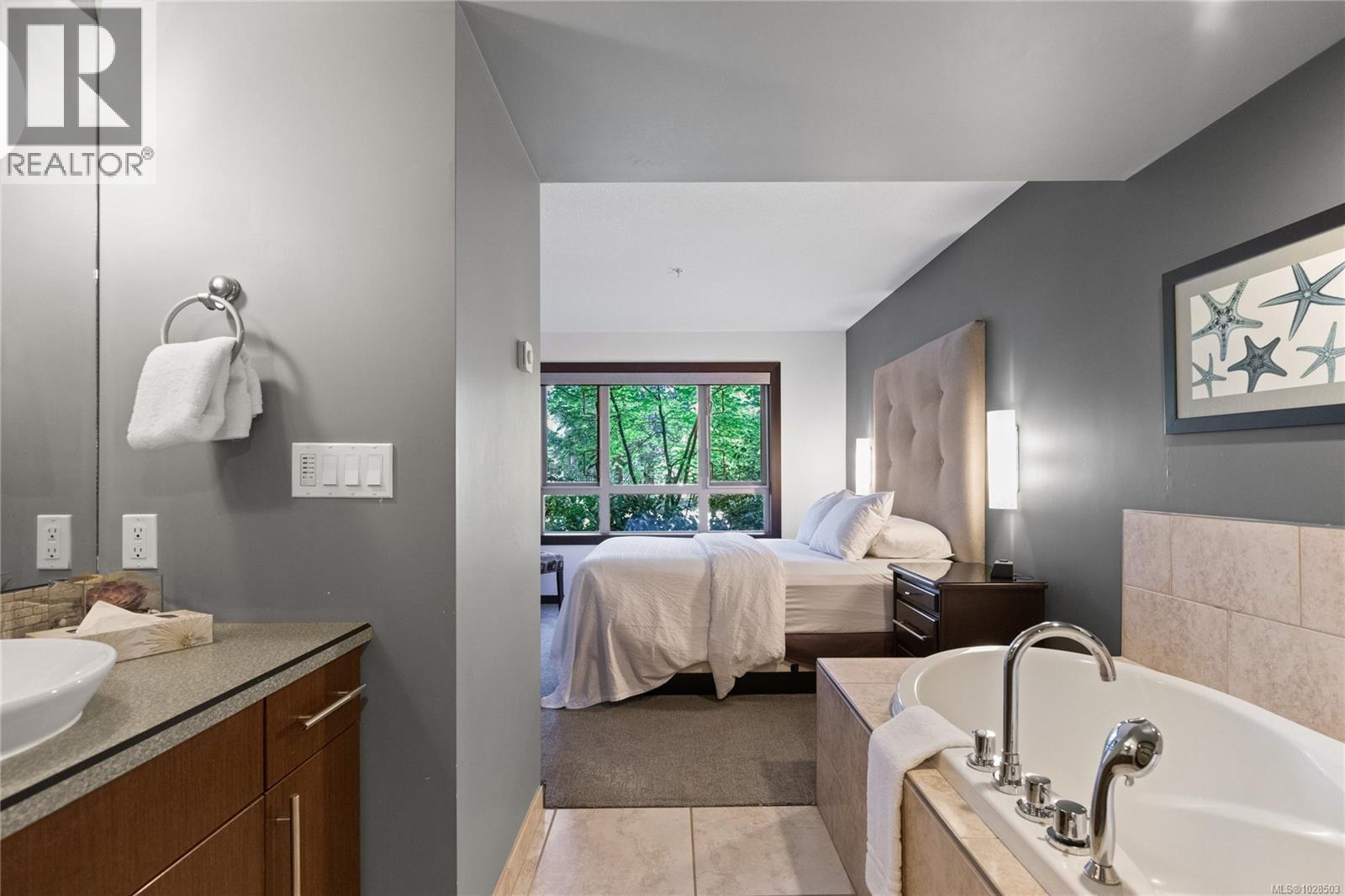 212 (SA1) 1175 Resort Dr, Parksville